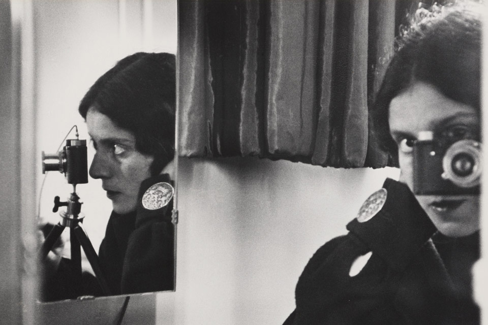 National Gallery of Art ('Self Portrait with Leica' by Ilse Bing, 1931).jpg