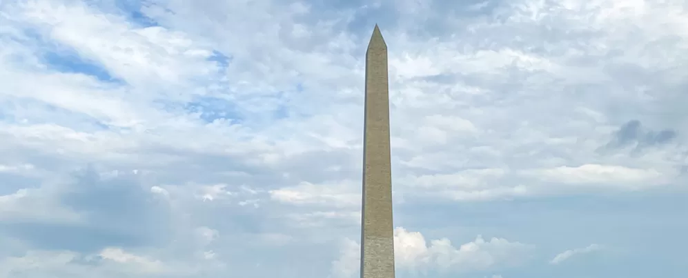 couple on the national monument